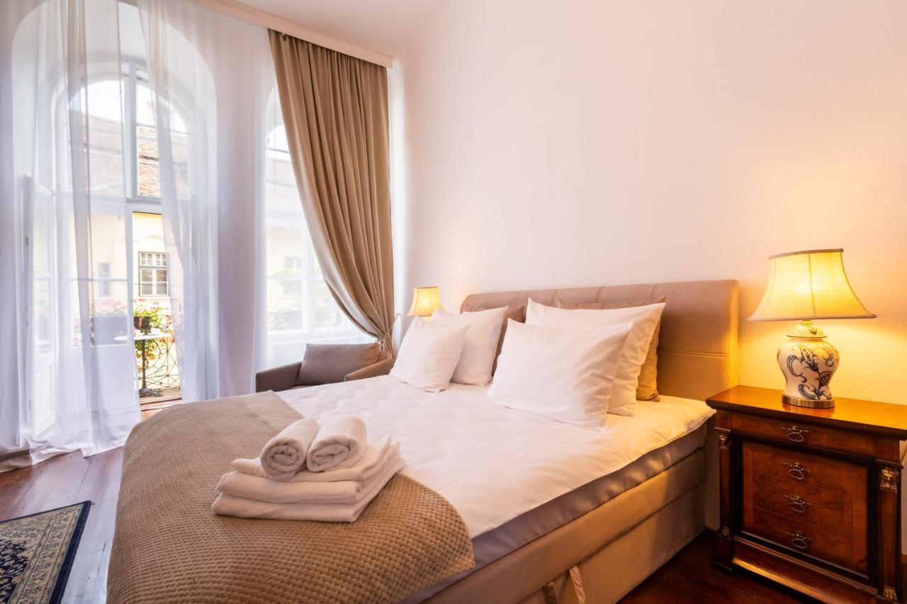 St Andrew'S Apartments ซีบิว ภายนอก รูปภาพ