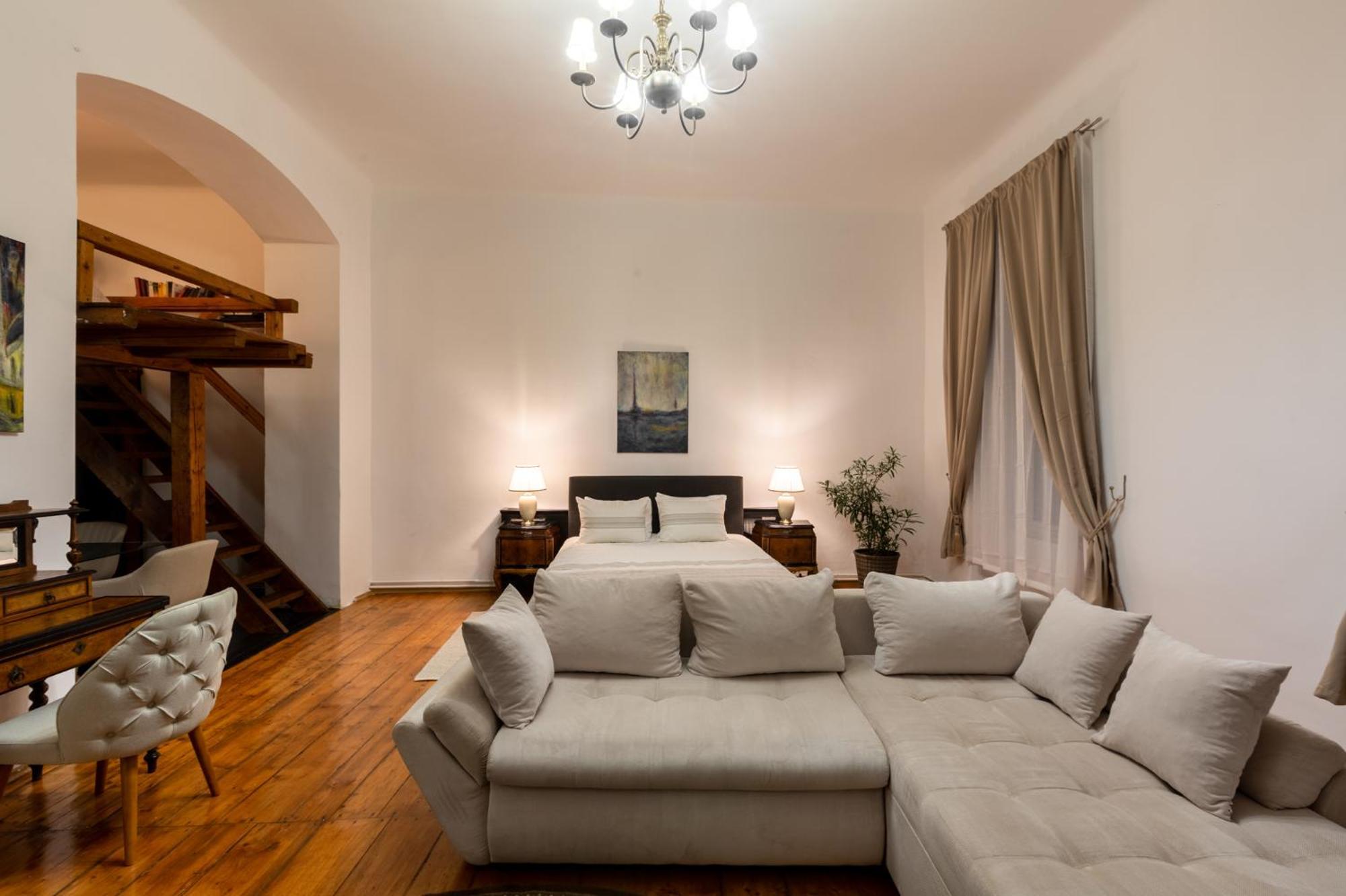 St Andrew'S Apartments ซีบิว ภายนอก รูปภาพ